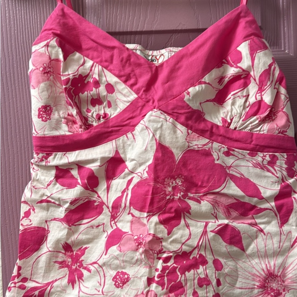 Floral Pink and White tank